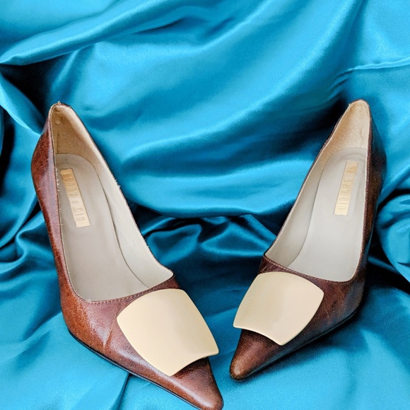 DESIGNER Brown Leather Pumps - Picture 3 of 3